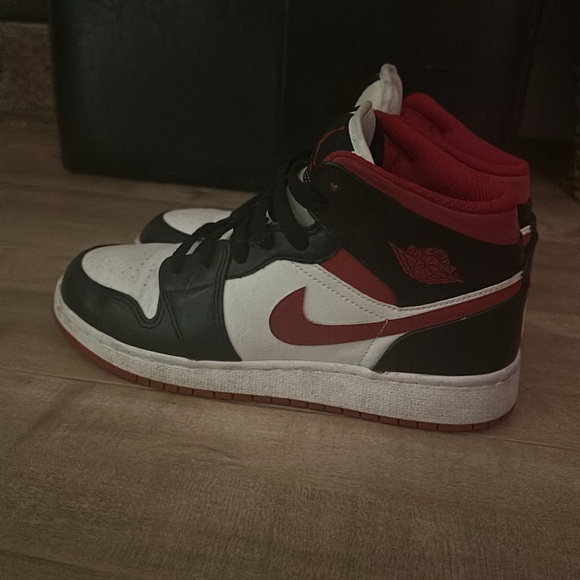 Nike Jordan shoes - Picture 4 of 8